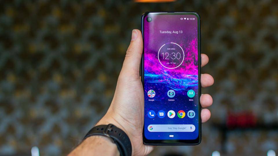 Motorola One Action hands-on review: Lights, (triple) camera, action